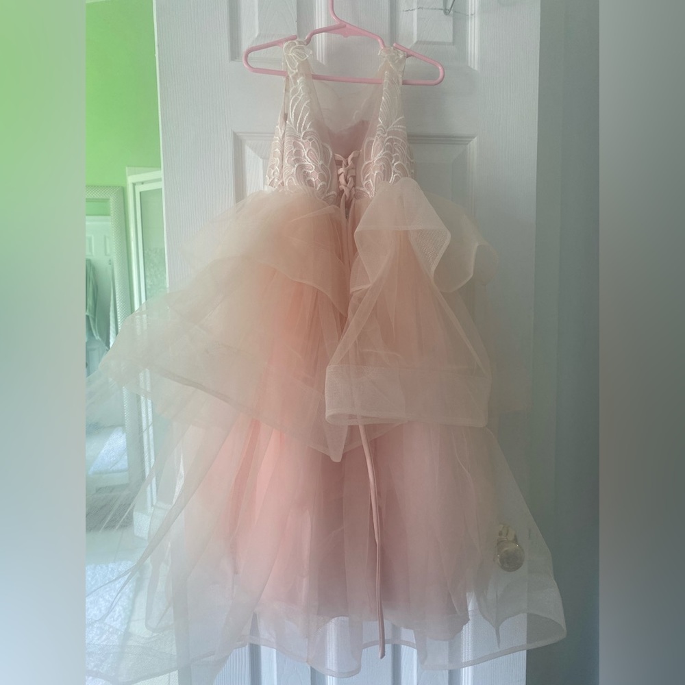 Elegant girls pink long dress with high quality, Size 4,5y